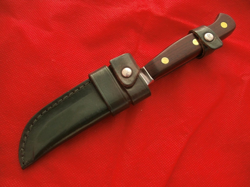 ) Boker
