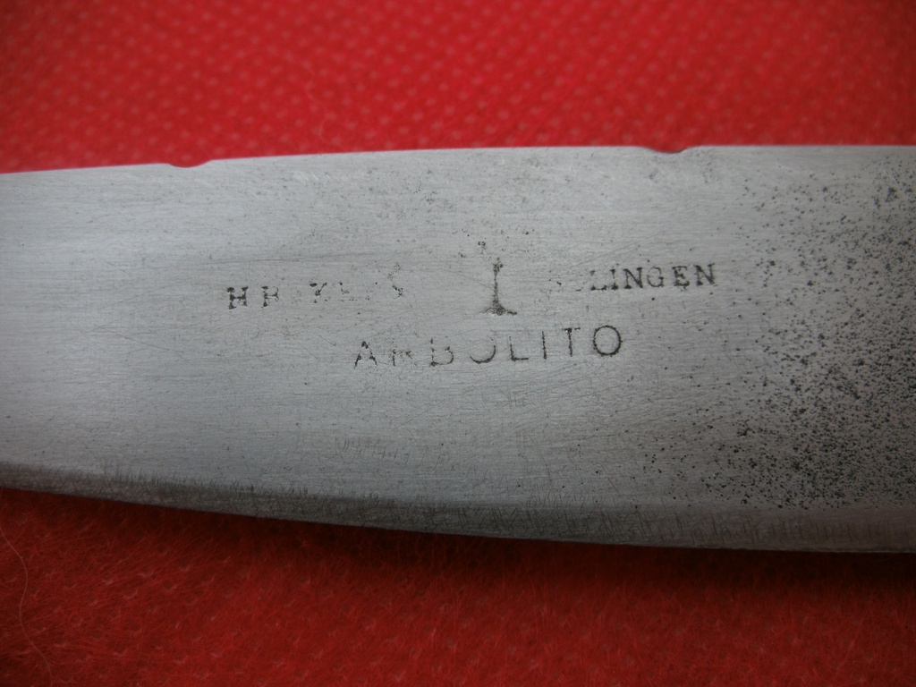 )Boker - Platero Alais