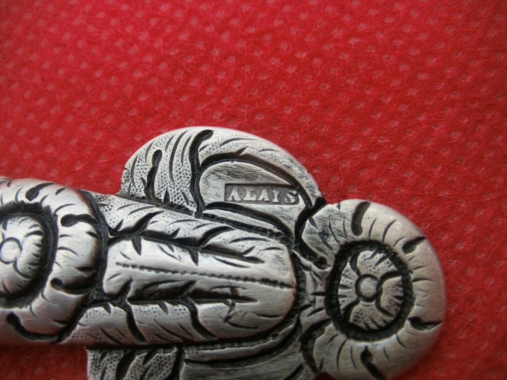 )Boker - Platero Alais